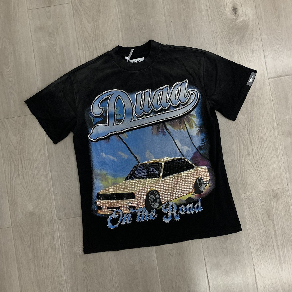 DUAA Destination Car Graphic Short-Sleeve T-Shirt