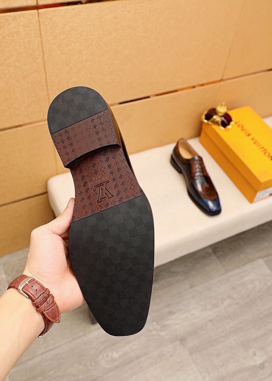 Louis Vuitton Men's Dark Brown & Black Oxford Shoes